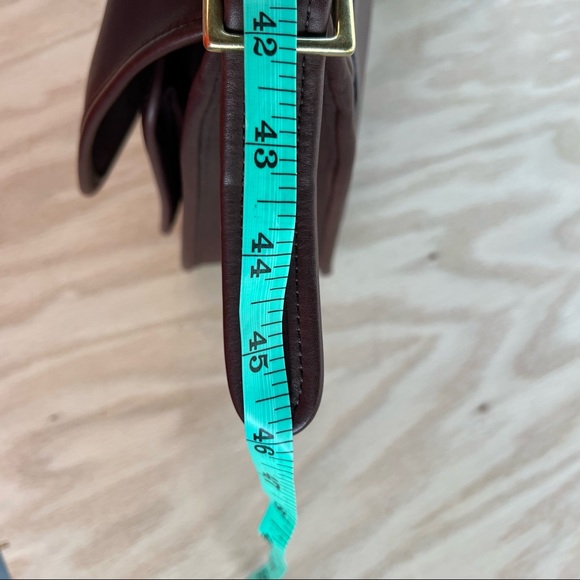 Coach Vintege Crossbody Bag - Picture 14 of 16